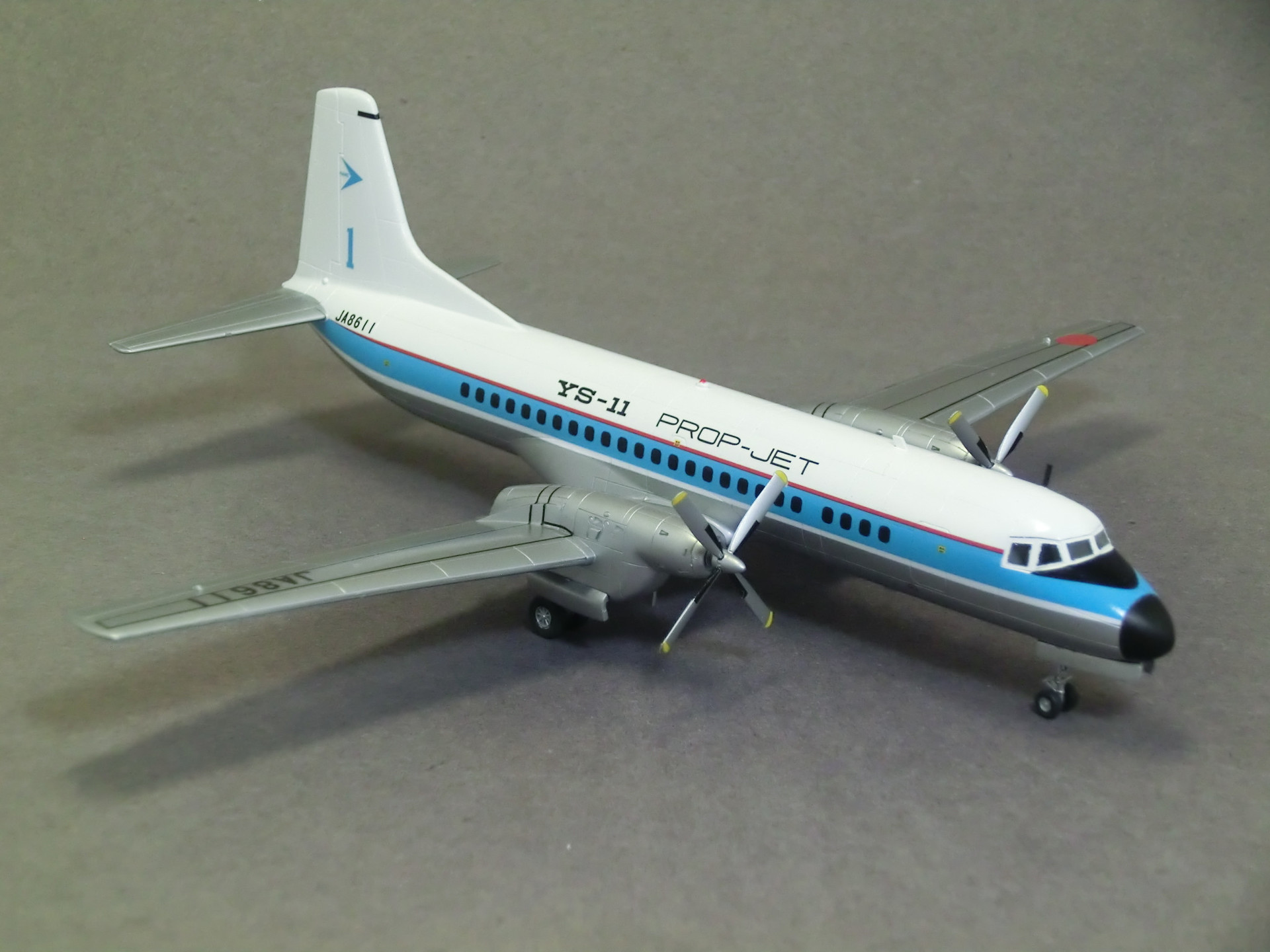 1/144【童友社】YS-11ANA【ハセガワ】YS-11プロトタイプ 同時製作