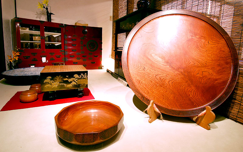 山中漆器の館 | 加賀 伝統工芸村 ゆのくにの森