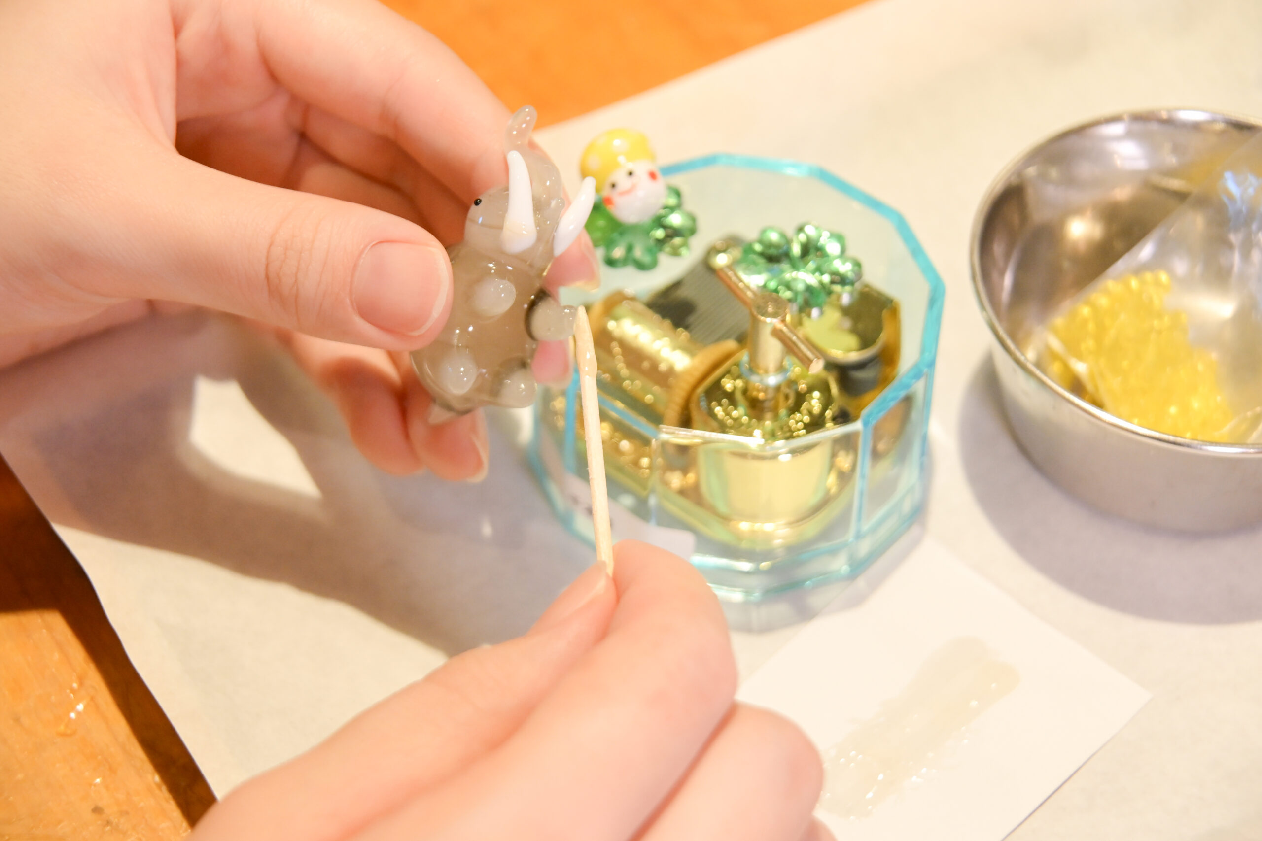 オルゴール 飾り付け体験 | 加賀 伝統工芸村 ゆのくにの森