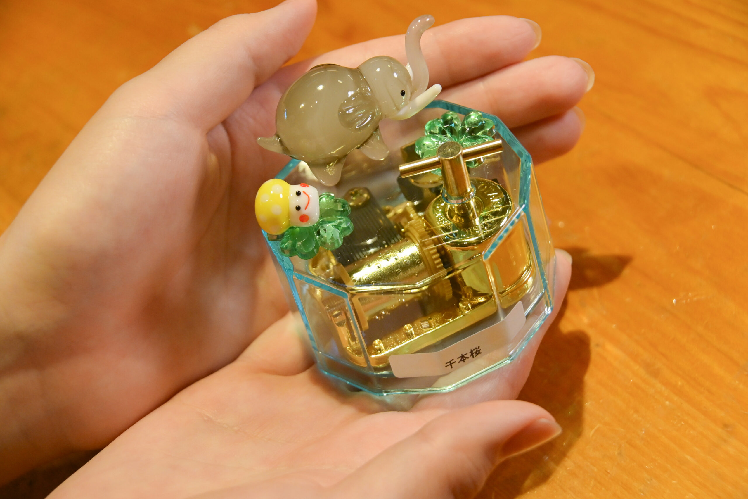 オルゴール 飾り付け体験 | 加賀 伝統工芸村 ゆのくにの森