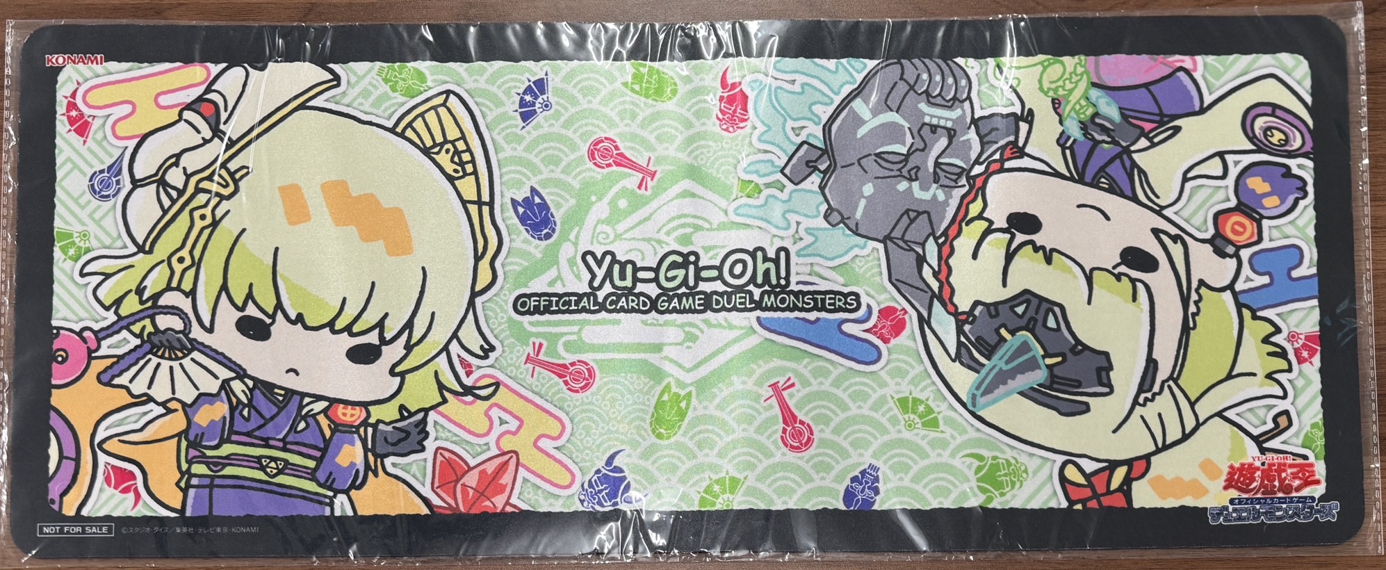 ハーフプレイマット】ゆるぎお～ ドラゴンメイド ニューロン | 福福