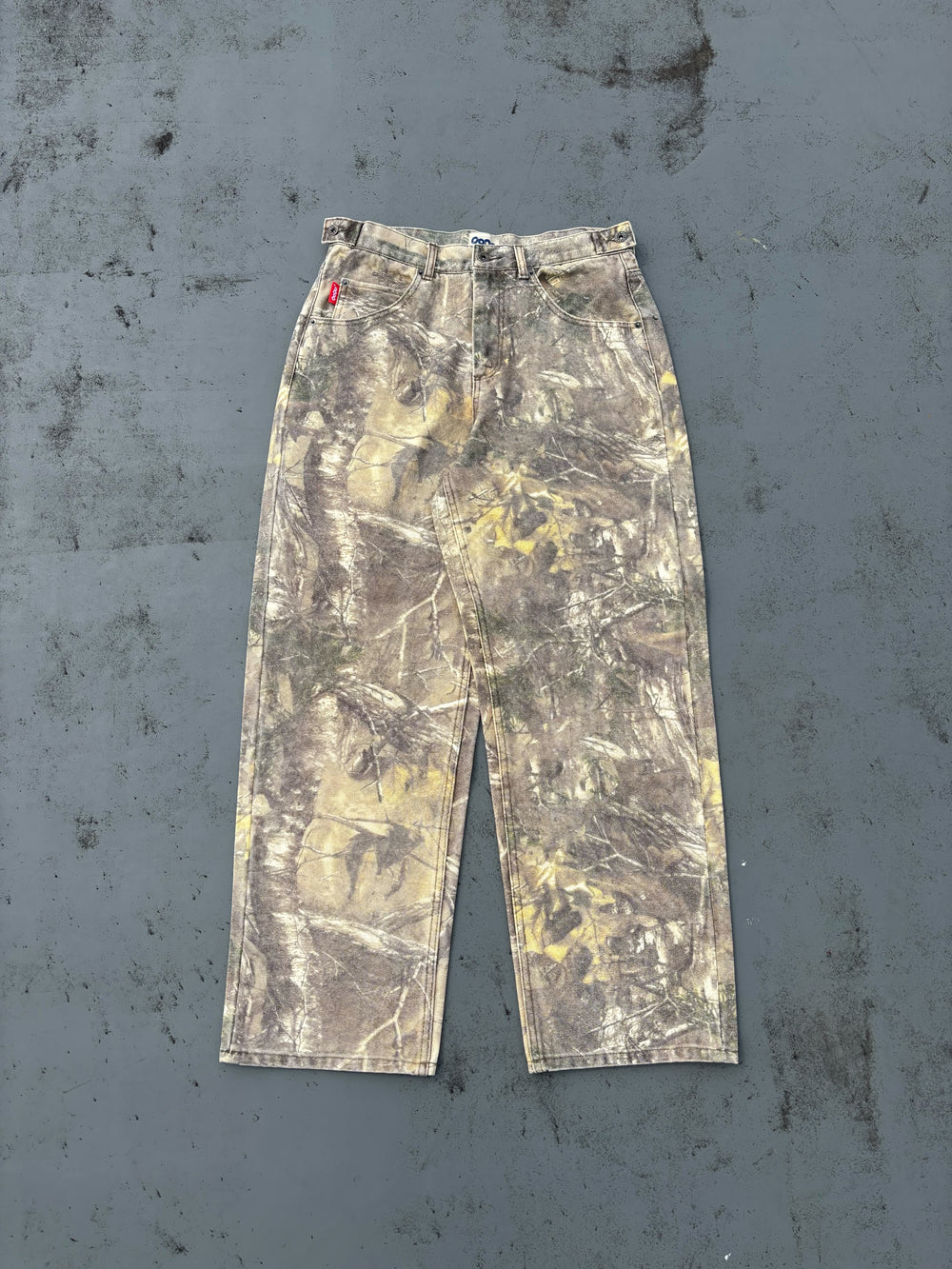 King Logo Vintage Tapered Pants – YZ