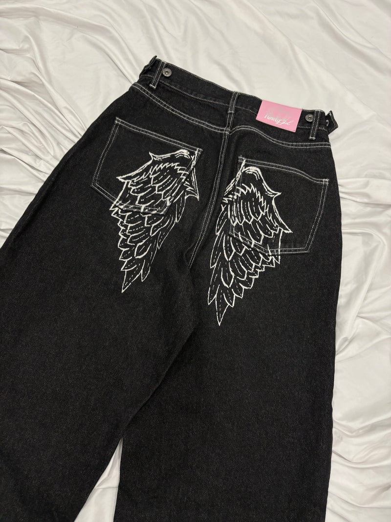 Feather logo Studs Buggy Denim Pants – YZ