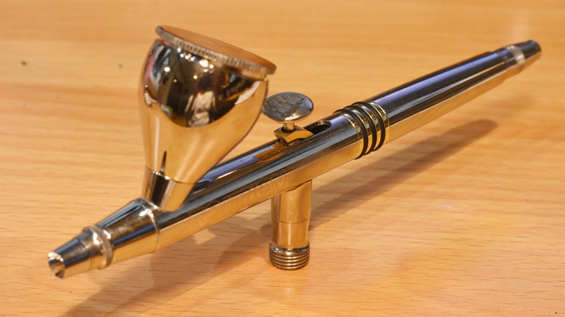 塗装で使えるオススメのエアブラシ！ 「エアテックス エボリューション