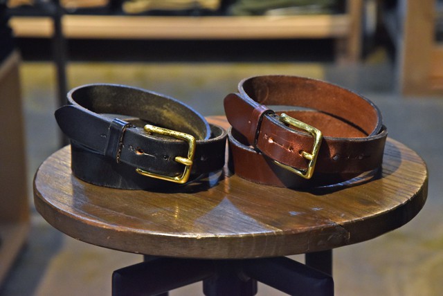 英国製のベルト。JABEZ CLIFF（ジャベツ・クリフ）レザーベルト