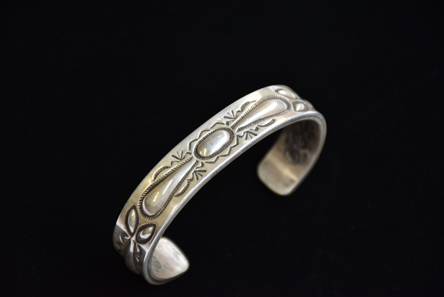 Indian Jewelry（インディアンジュエリー） ナバホ レイアダカイ Ray