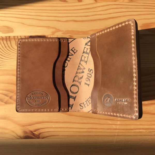 ホーウィンコードバンを贅沢に使ったAshland Leatherの財布「TONY THE