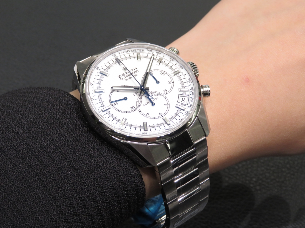 美しいラッカー仕上げのホワイトダイヤル ゼニス「エル・プリメロ