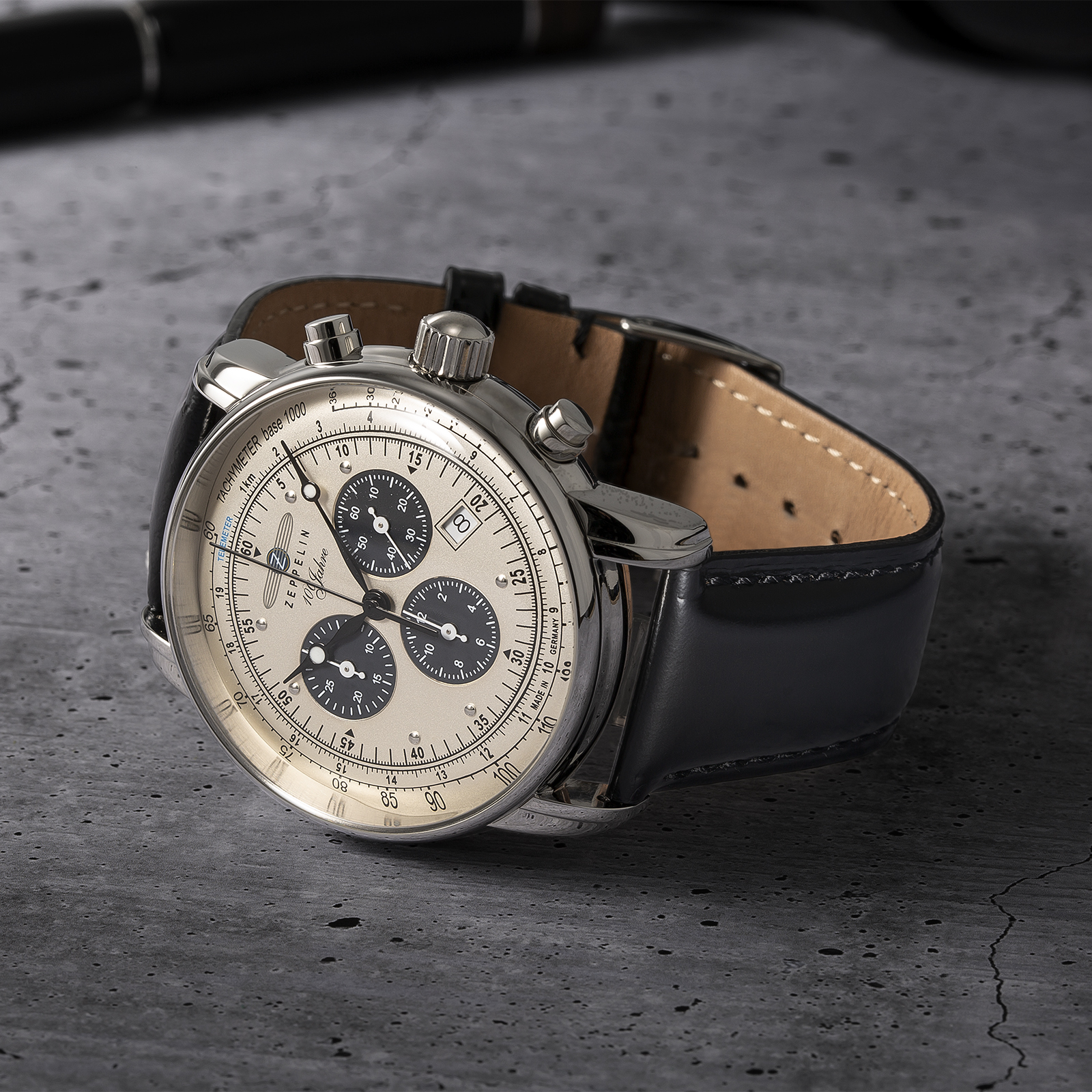 100周年記念シリーズ 日本限定クロノグラフ コードバン | ZEPPELIN