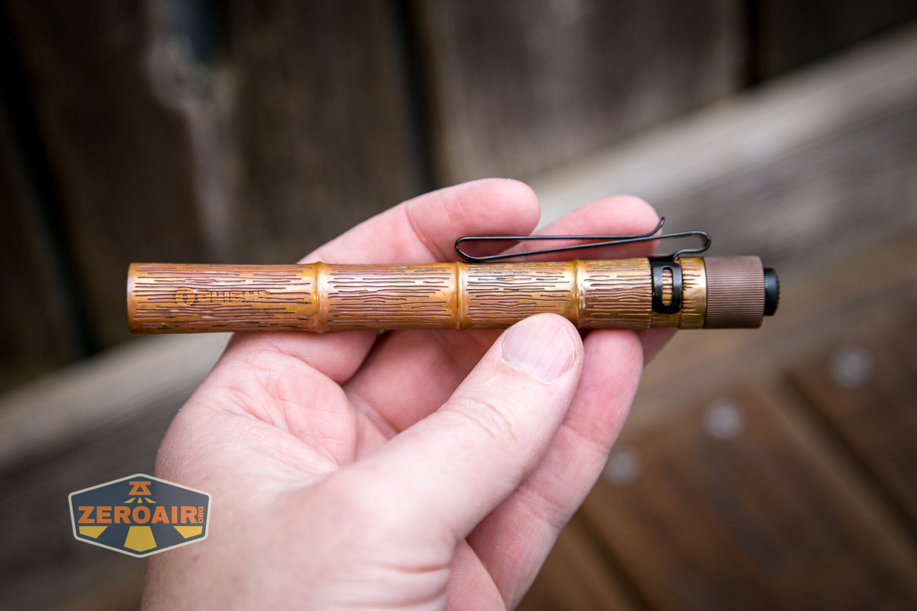 Olight i3T Plus Ancient Bamboo Flashlight Review - ZeroAir Reviews