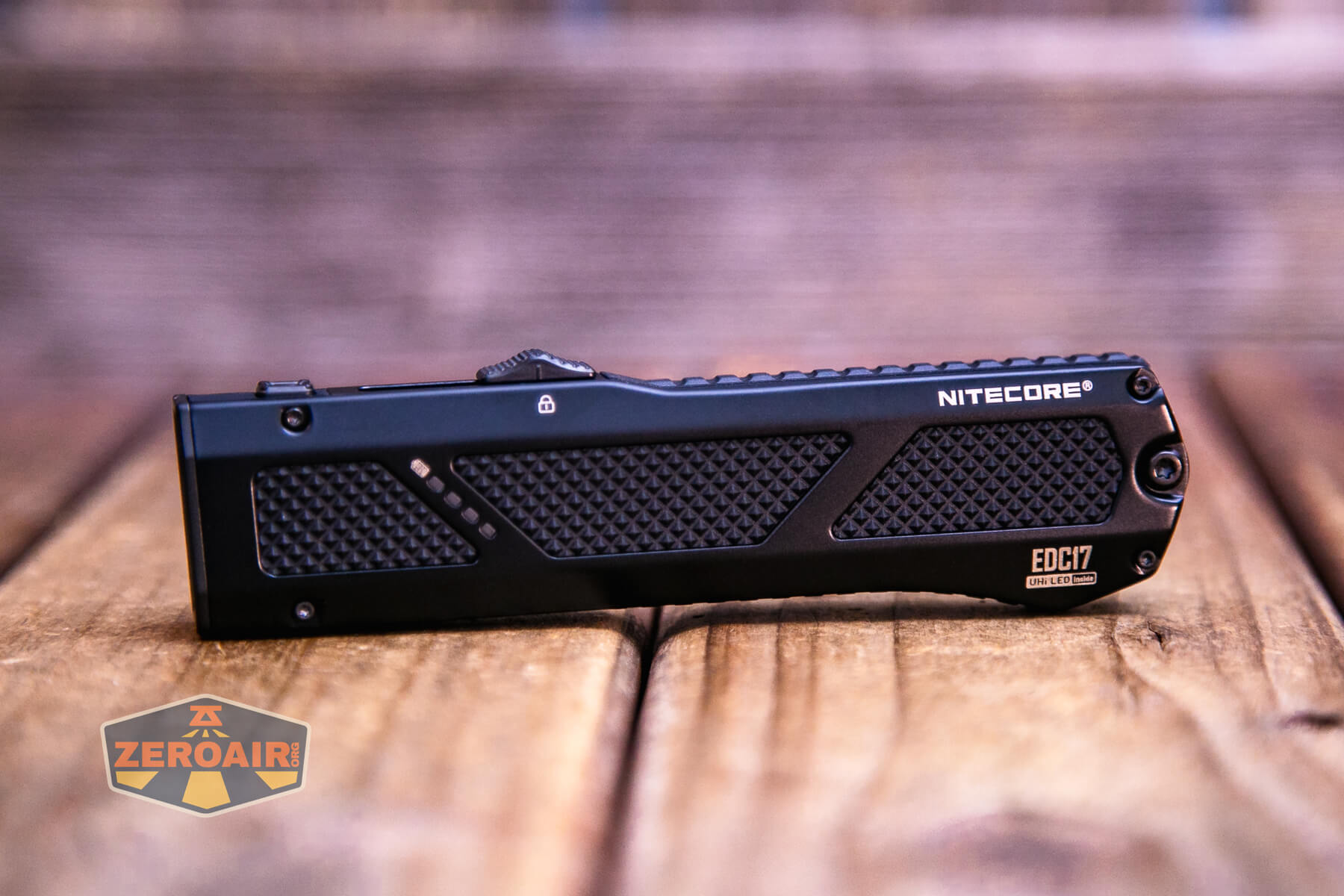 Nitecore EDC17 Flat EDC Flashlight Review - ZeroAir Reviews