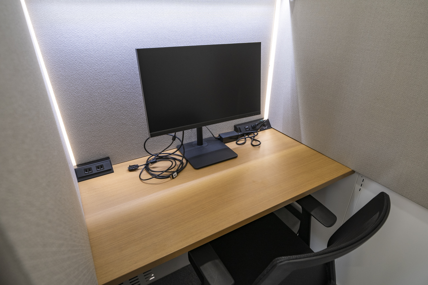 ZXY［ジザイ］BOX東大島駅 | サテライトオフィスサービス | テレワーク