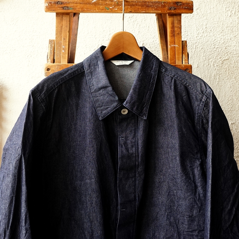 STILL BY HAND 比翼デザイン・ミニマムな印象のデニムジャケット