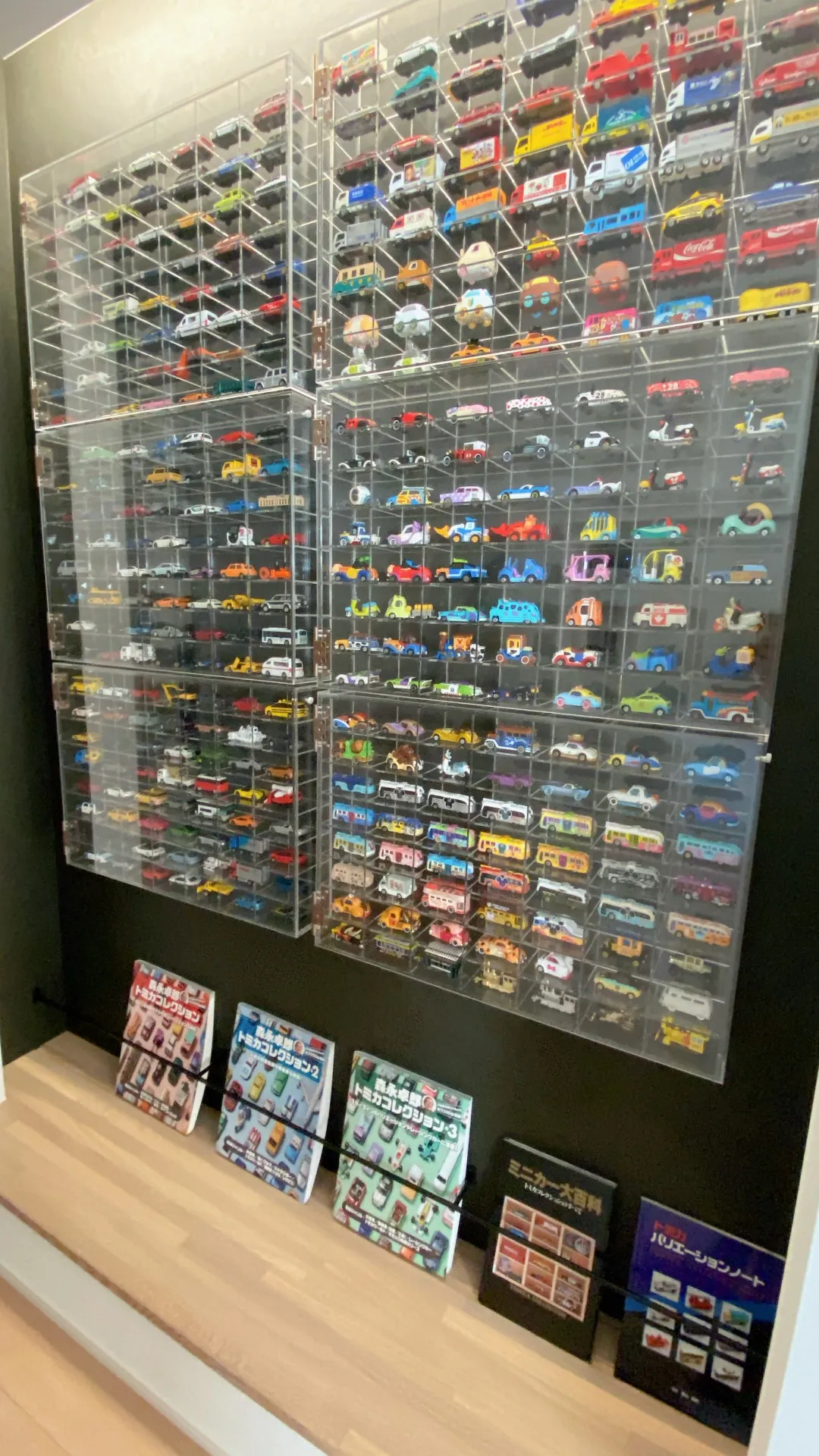 オーダーメイド ミニカーケース】飾りながら綺麗に収納 | ブログ