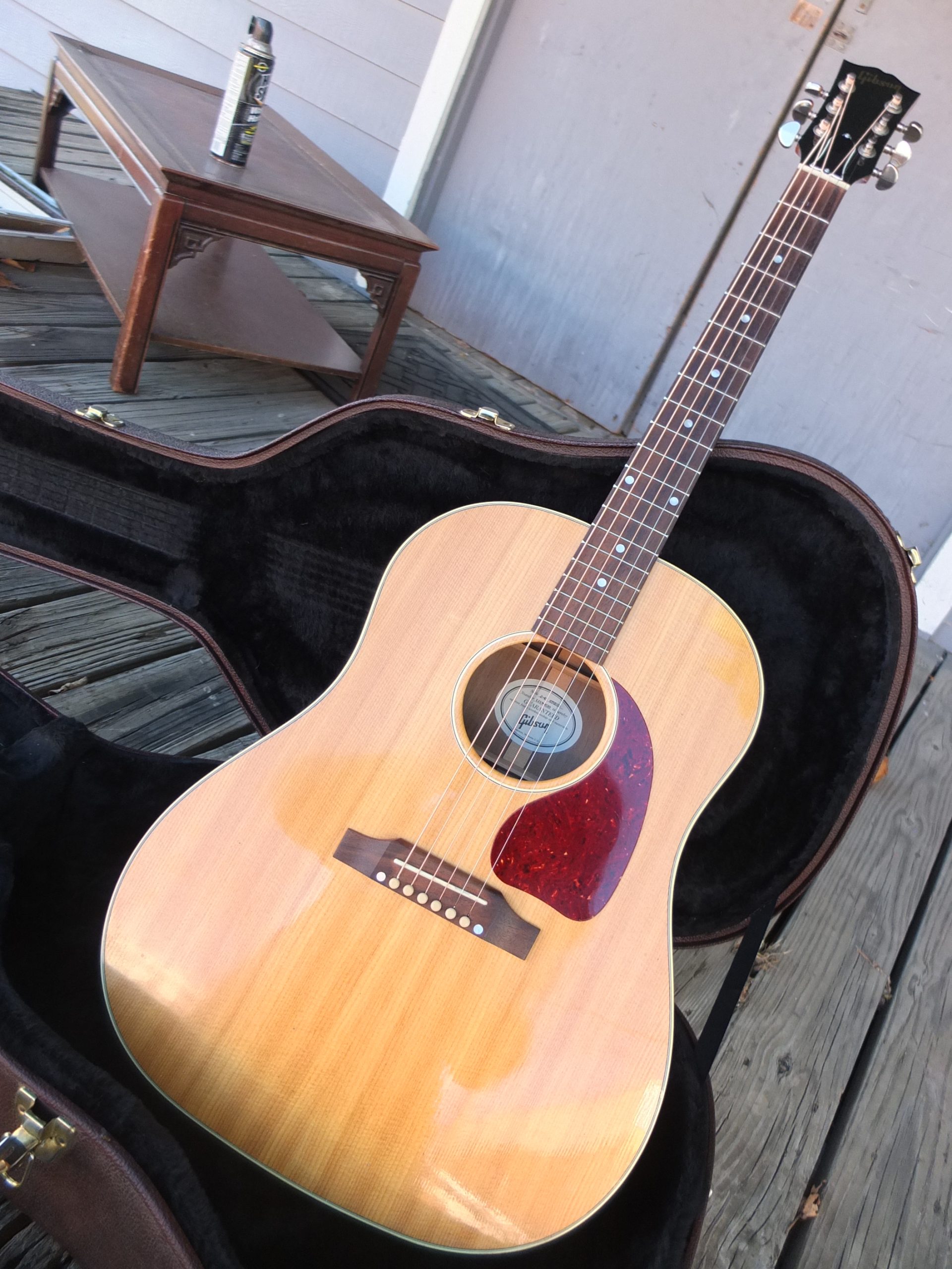 Gibson J-45 Studio Walnut 2020 – 2022 – Antique Natural – Action