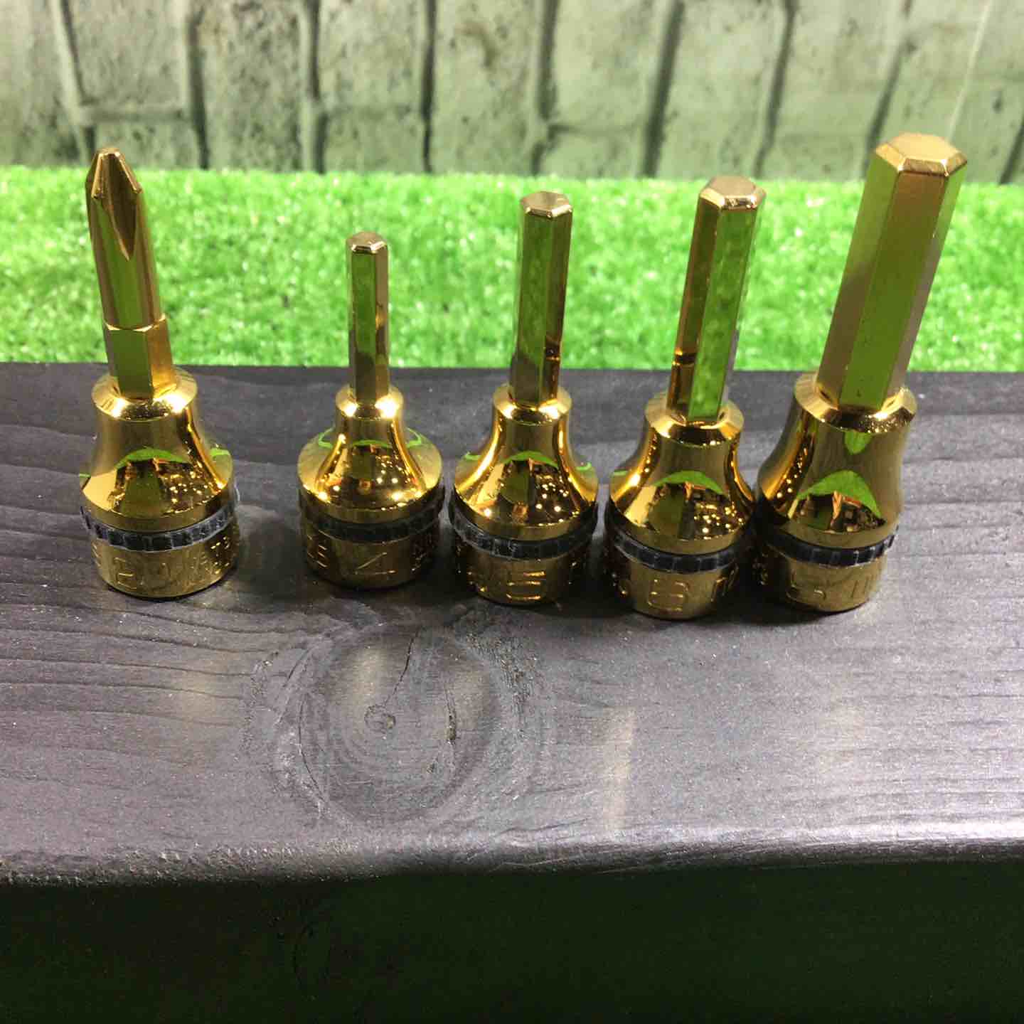 0poRYeYwdx5LIT8PH60qAQi0sMF19x