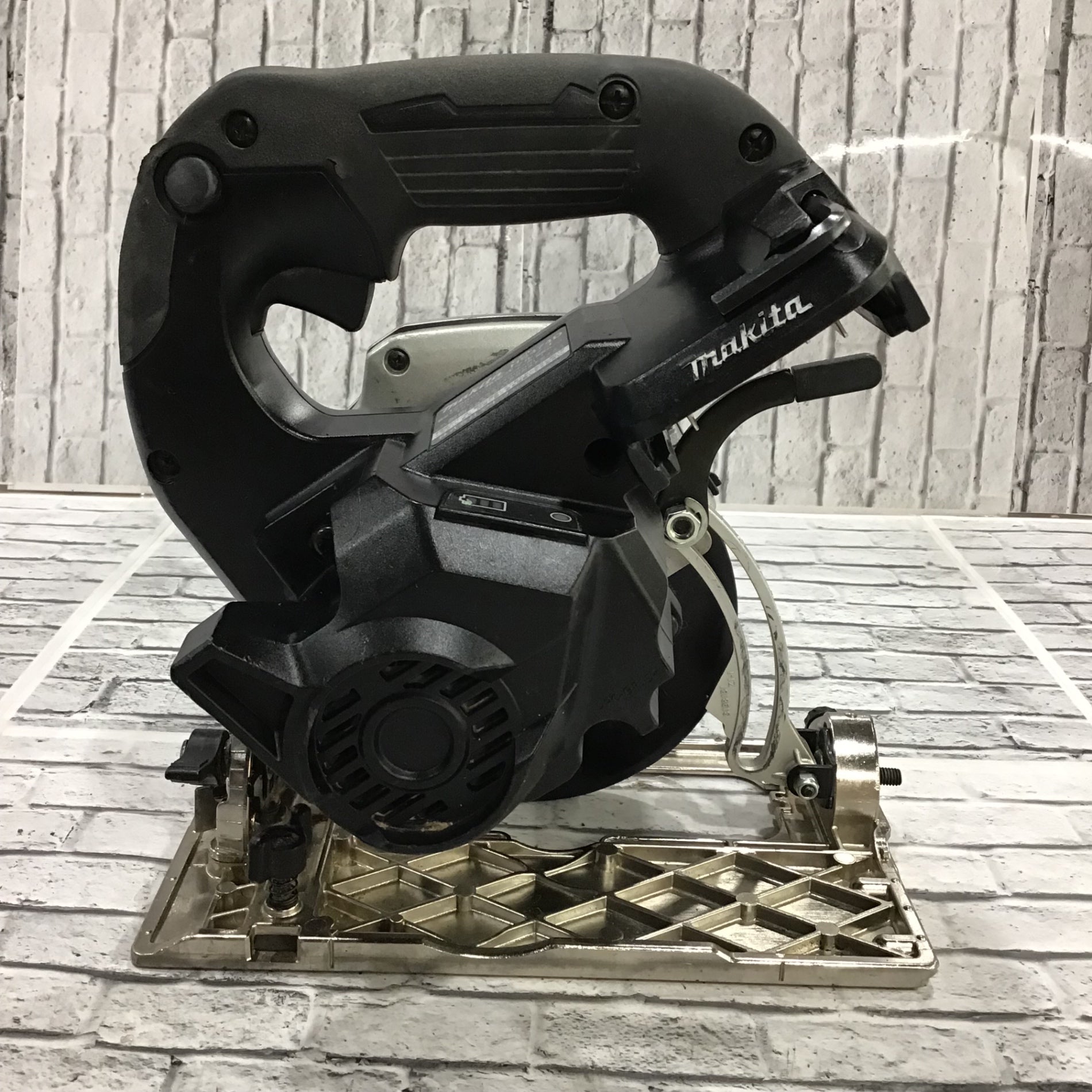 ☆マキタ(makita) コードレスマルノコ HS474DZB【川口店】 – アクト