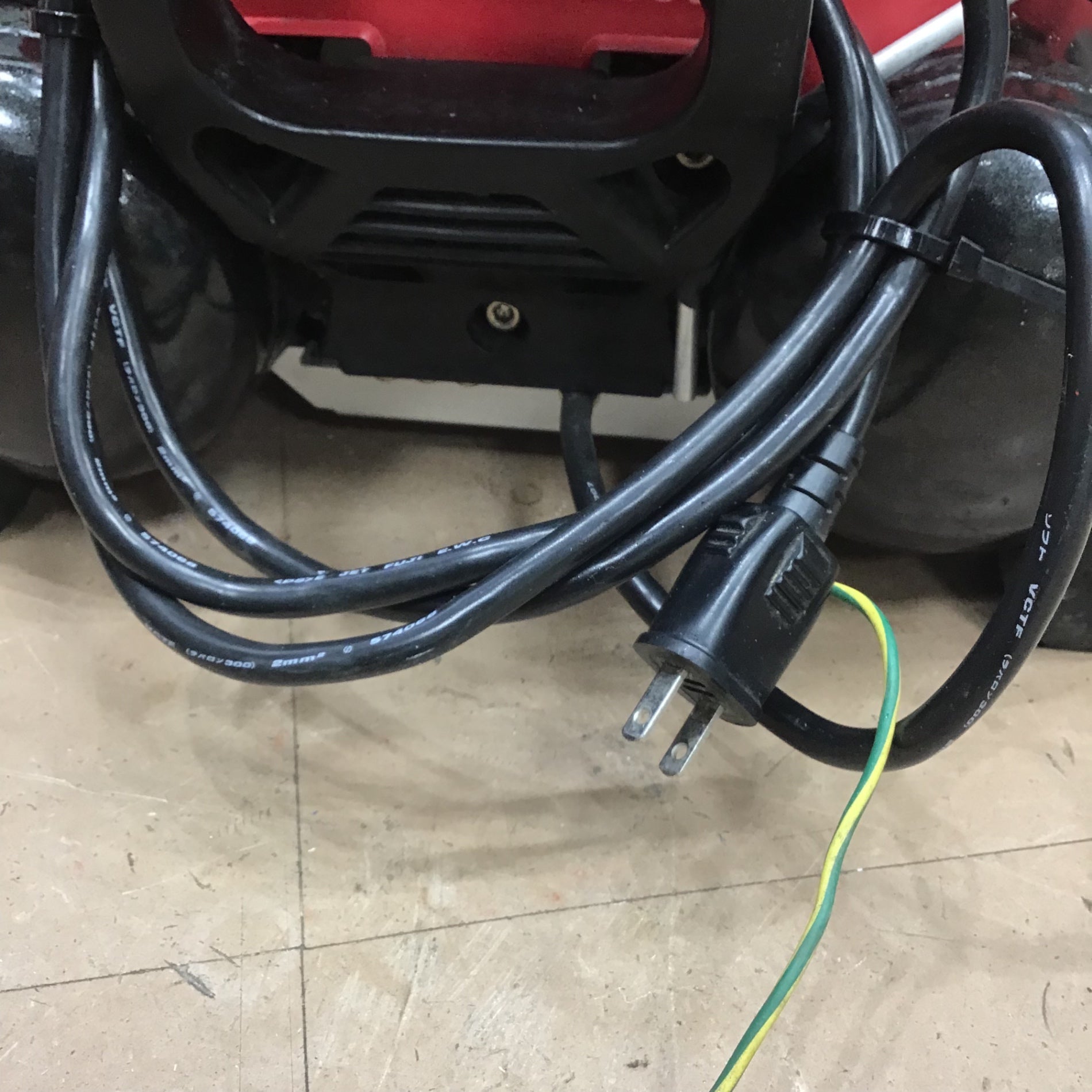 ☆マックス(MAX) エアコンプレッサー AK-HL1230E 常圧 高圧【草加店