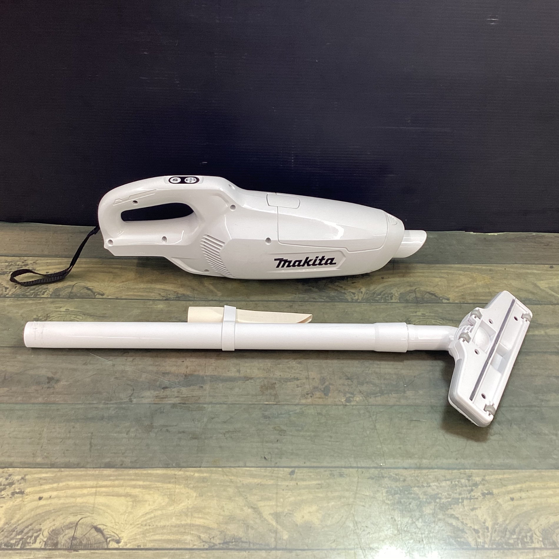 ☆マキタ(makita) コードレスクリーナー CL107FDSHW 【東大和店