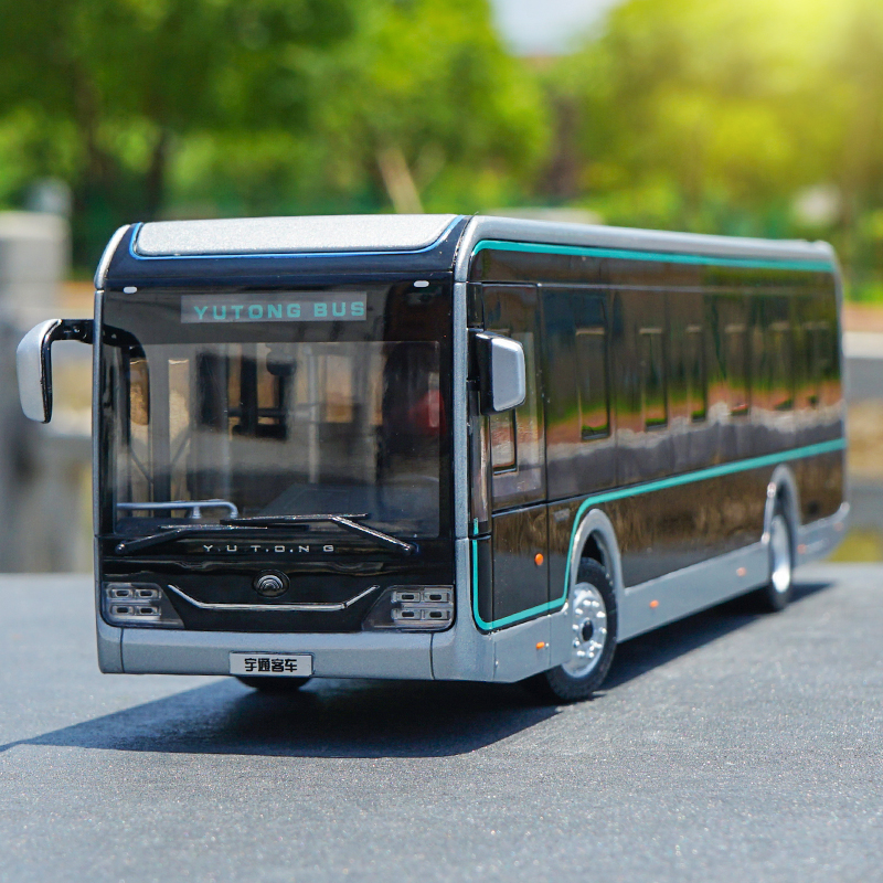 1:42 Yutong Bus Model U12 U 12 Black Diamond Model Shanghai