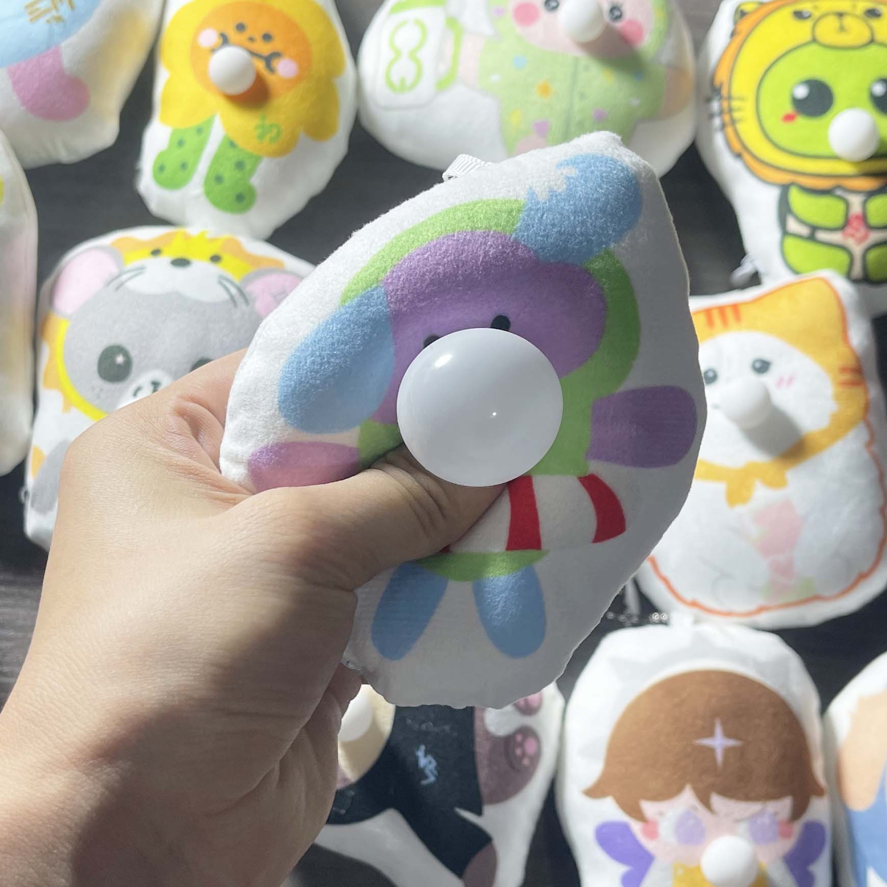 タイ GMMTV CP ソフトぬいぐるみキーホルダー 10 センチメートルきしむ