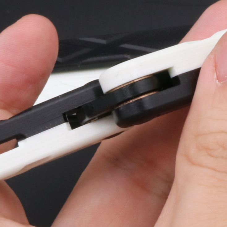 Swordfish Balisongトレーナーフリッパー,安全な屋外バタフライナイフ