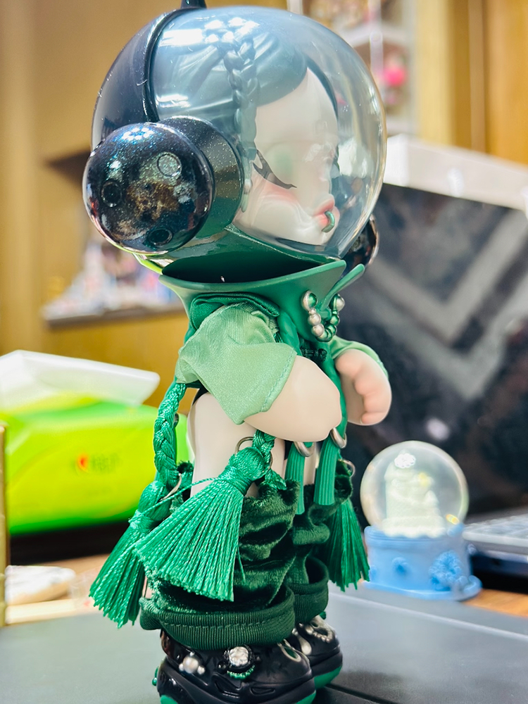 PopMart Genuine Limited Edition SKULLPANDA X CROCS OOTD Series