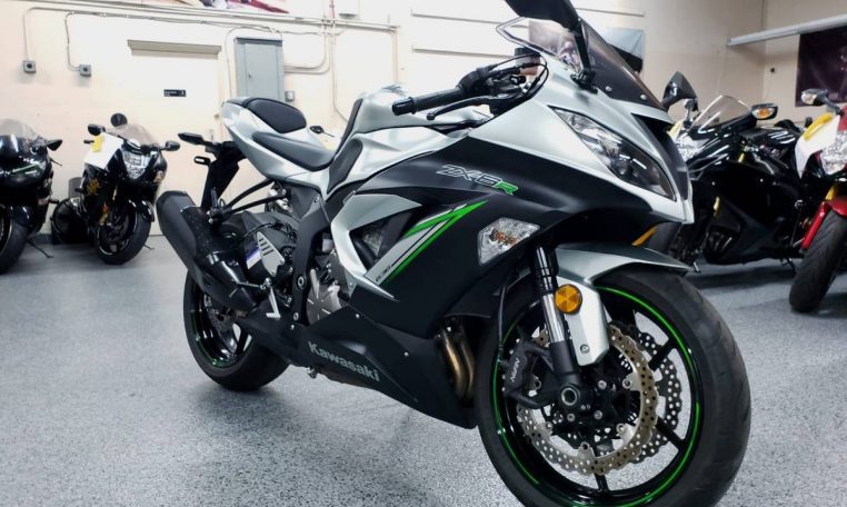 2018 Kawasaki Ninja 636 ZX6R - AK Motors