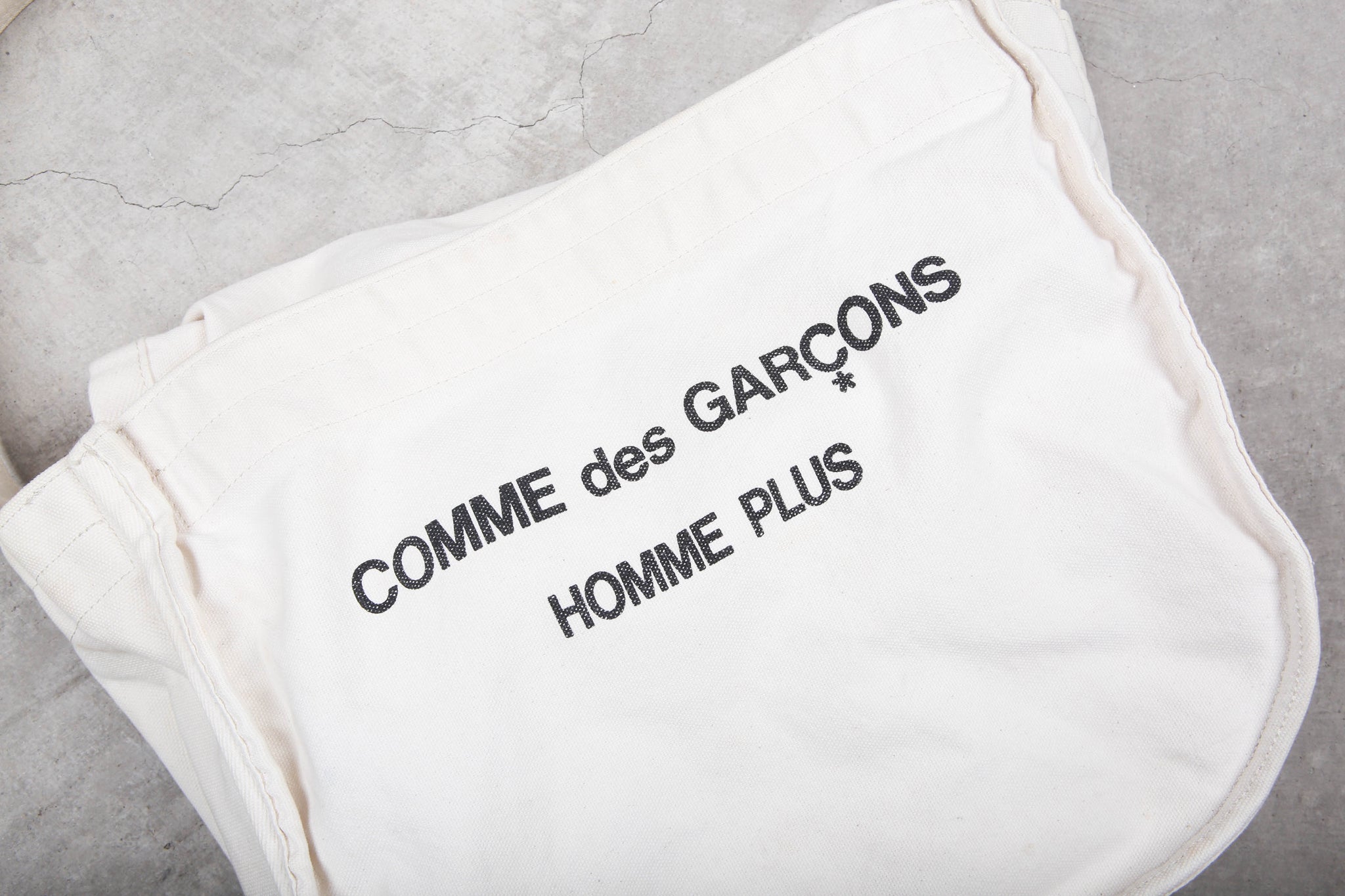 Comme Des Garçons Messenger Bag Homme Plus – akaibu.co