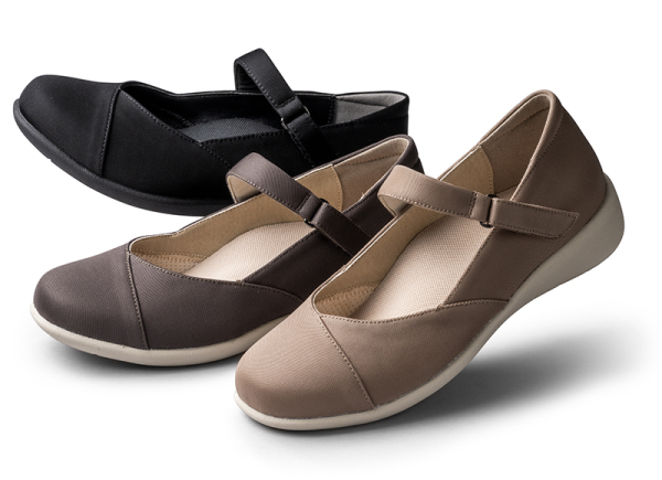 新品 PELILCO CUORE 90 SC レザーパンプス 38.5 CUORE Tストラップ