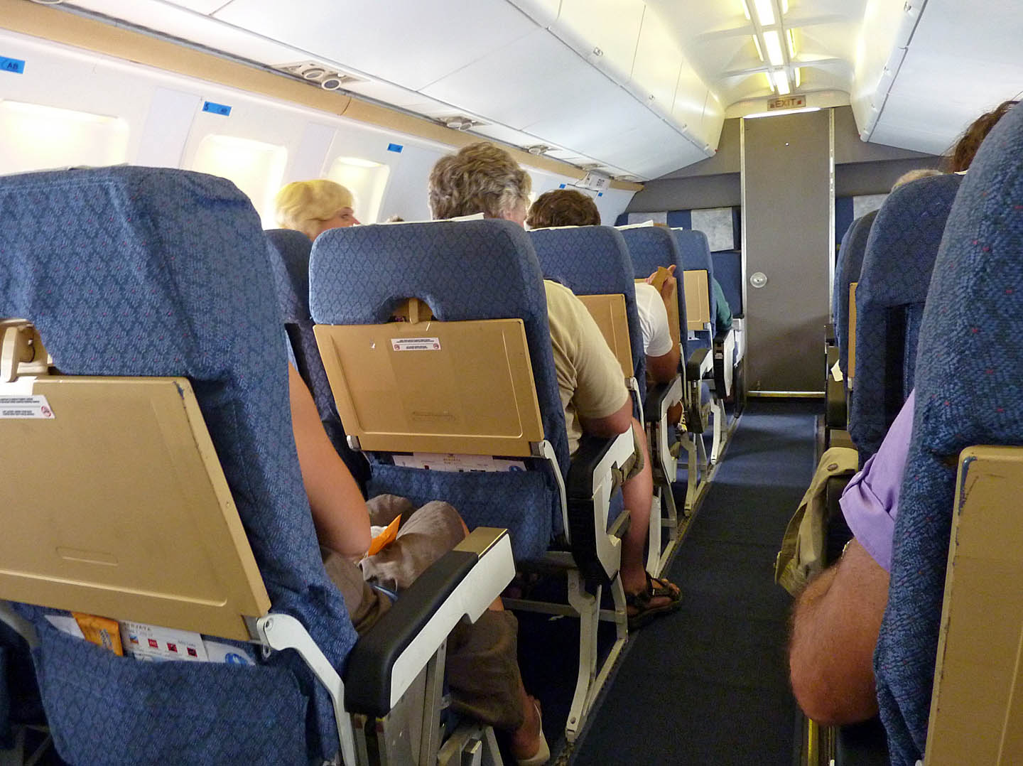 デハビランドDHC-7 -110 Dash7 世界の旅客機図鑑