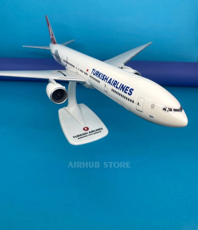 Aviation Aircraft Model Boeing B777-300ER Turkish Airlines 1:200