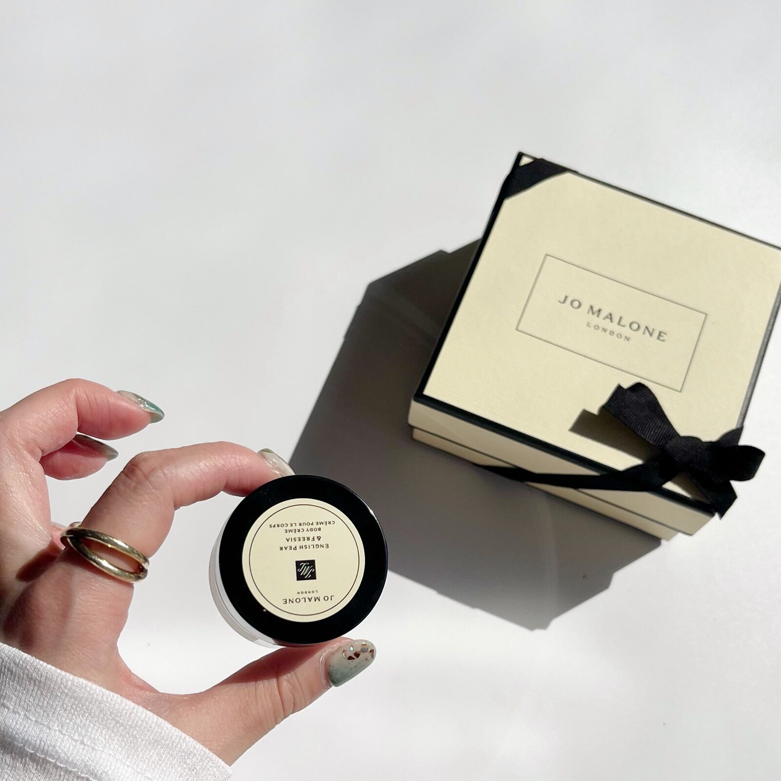 口コミ】ジョーマローンが1000円台！？ボディクリームの限定ミニサイズ