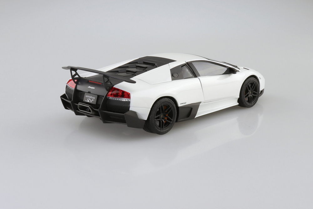 1/24 '09 ランボルギーニ ムルシエラゴ SV - AOSHIMA SCALE MODEL LINEUP