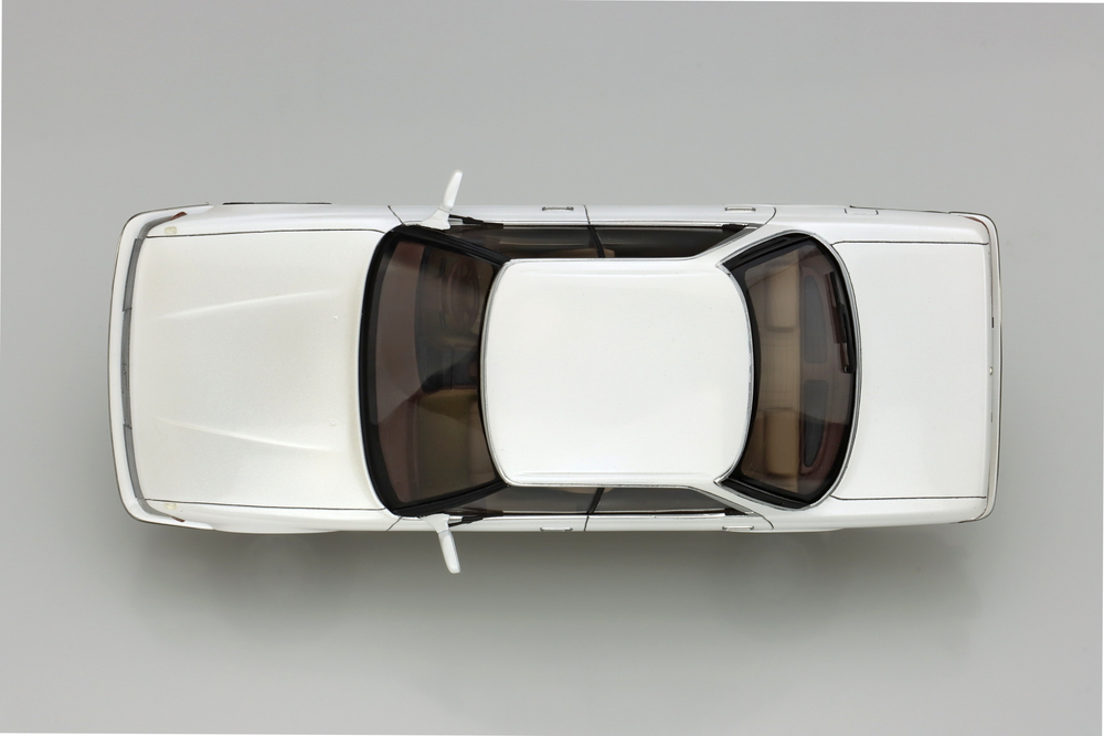 1/24 トヨタ GX81 マークⅡ2.0 グランデツインカム24 '88 - AOSHIMA