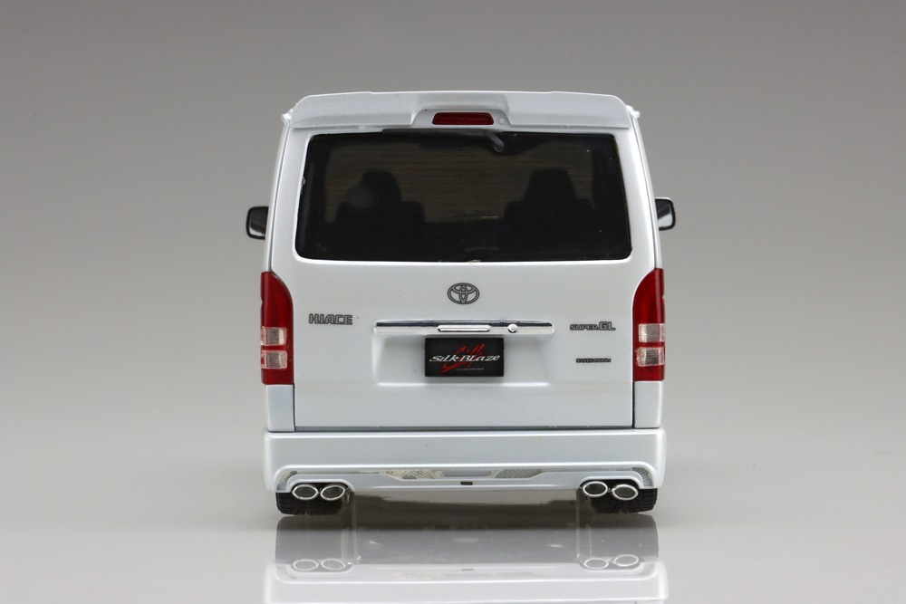1/24 シルクブレイズ TRH200V ハイエース VerⅢ '10 (トヨタ