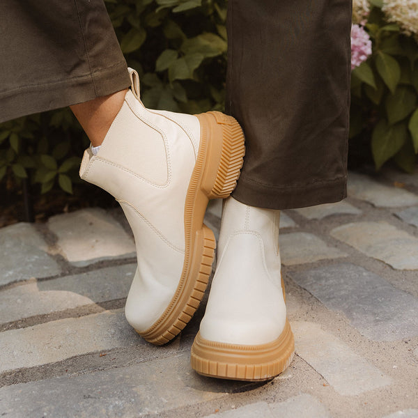 Sorel Ona Ave Chelsea Boot WP-Honey White, Gum - Albion Fit