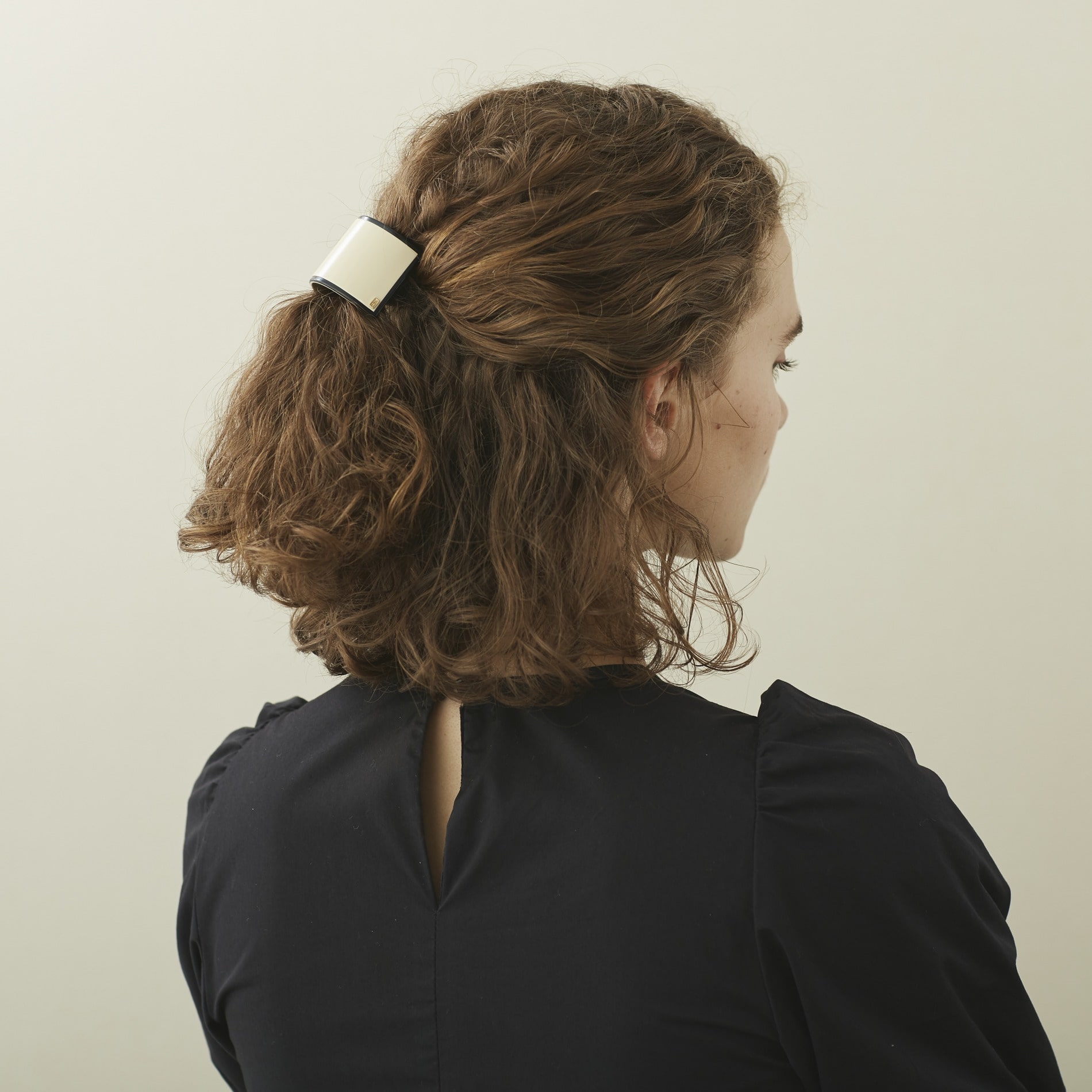 LISERAI】ポニー｜ALEXANDRE DE PARIS（アレクサンドル ドゥ パリ）