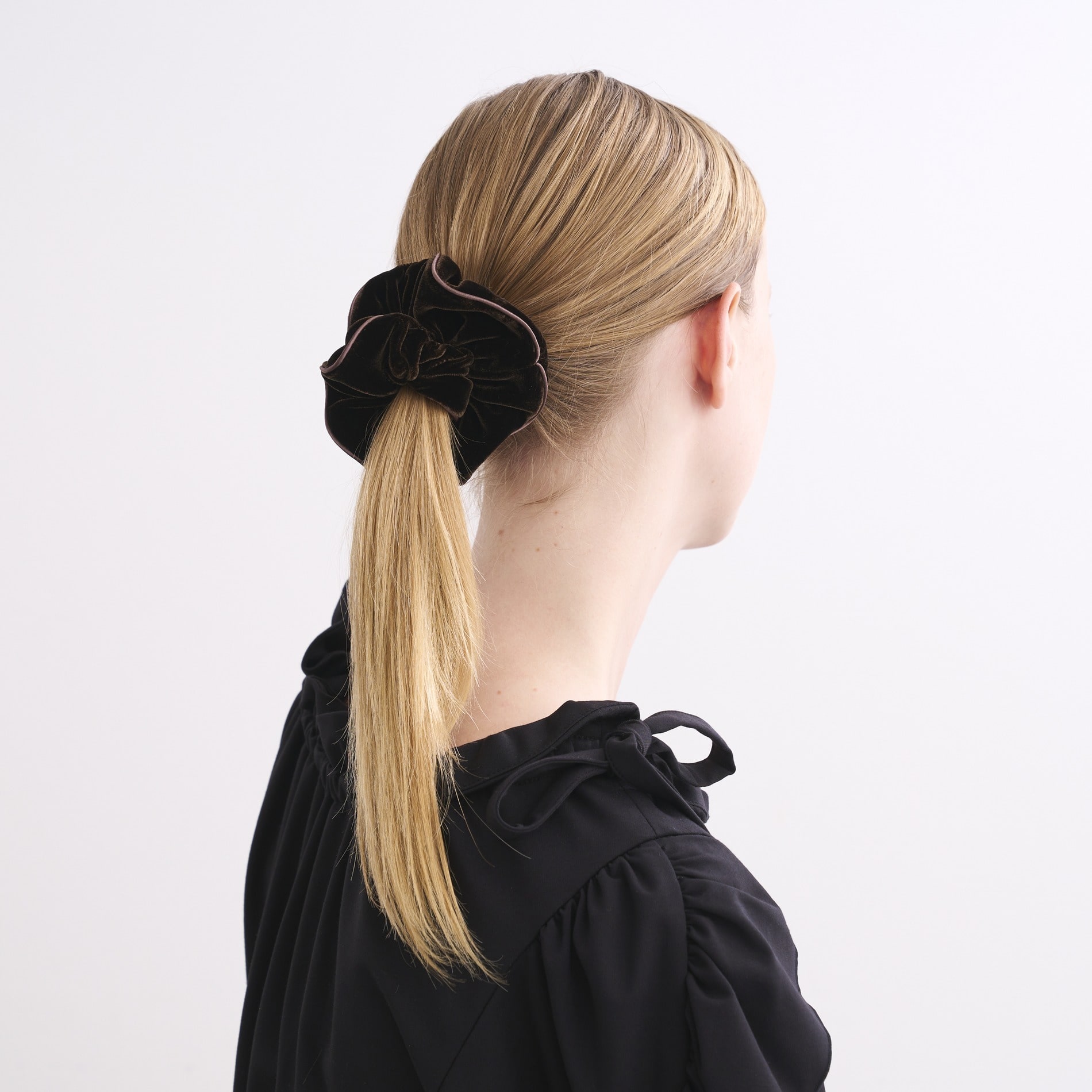 シュシュ｜ALEXANDRE DE PARIS（アレクサンドル ドゥ パリ）