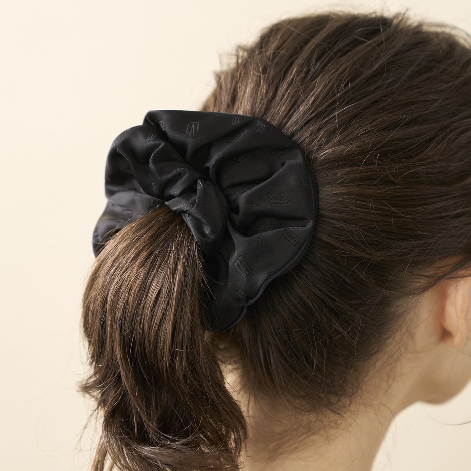 シュシュ｜ALEXANDRE DE PARIS（アレクサンドル ドゥ パリ）