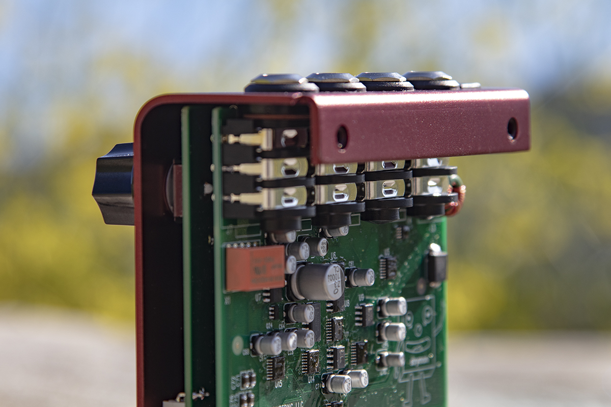 strymon | COMPADRE | コンプレッサー＆ブースター | 製品情報