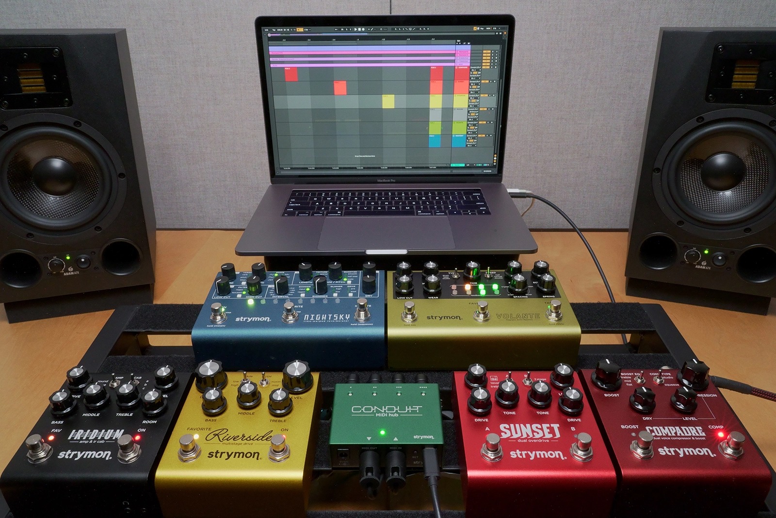 strymon | CONDUIT | MIDI インターフェイス | 製品情報