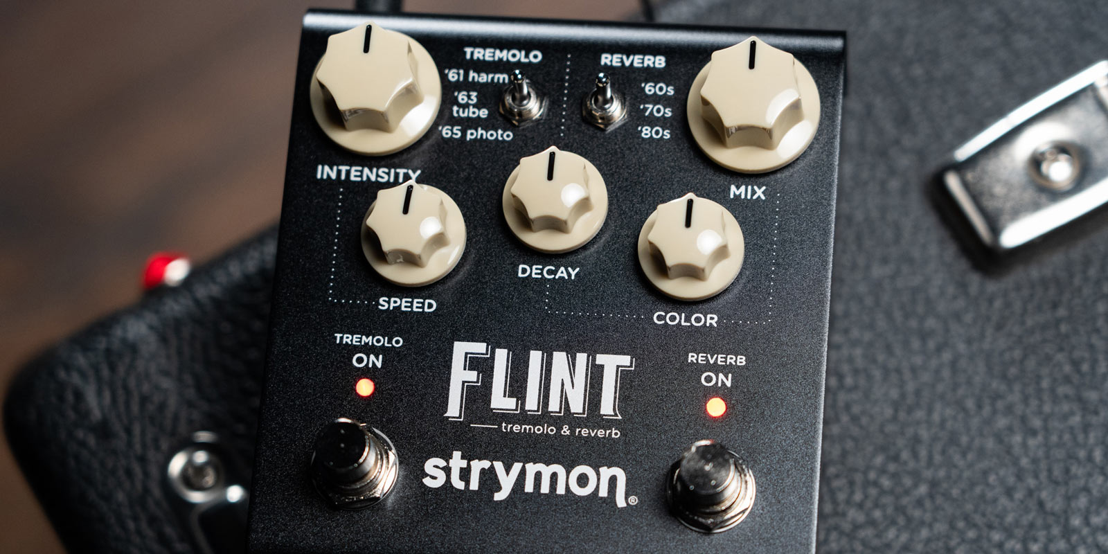 strymon | FLINT（V2） | トレモロ＆リバーブ | 製品情報