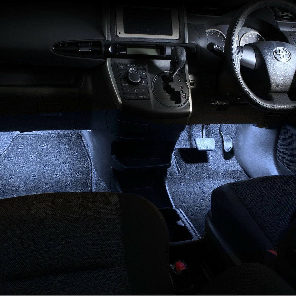 ウィッシュ(ZGE20系)専用LEDフットライトキット | エーモン公式