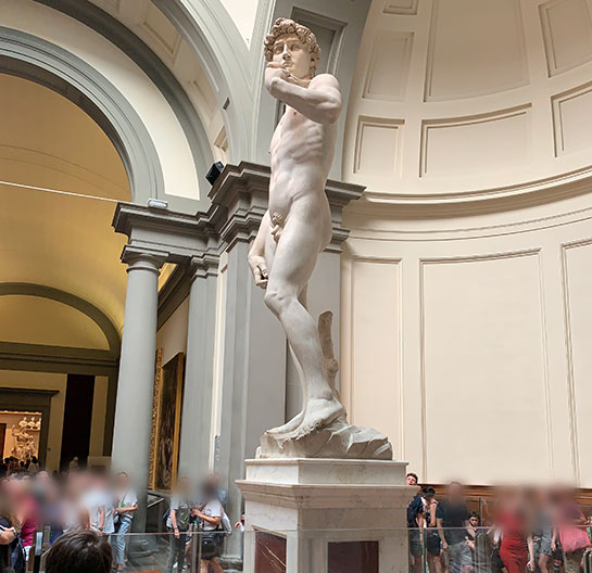 ダビデ像（ミケランジェロ）の特徴を徹底解説 – 大きさ、重さ、展示