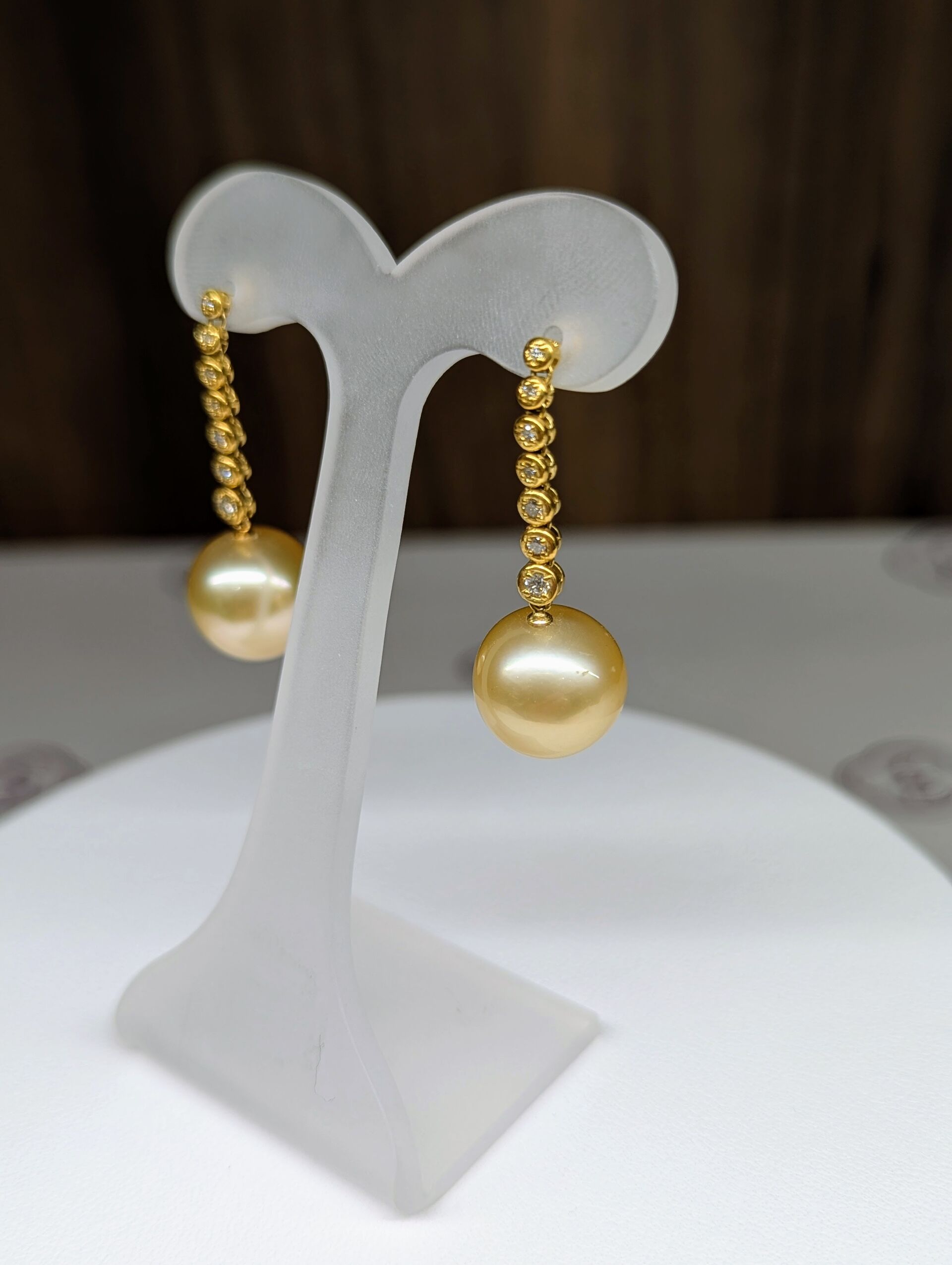 白蝶真珠ゴールド12ミリ18金ピアス | 商品紹介 | 三重県伊勢の真珠なら