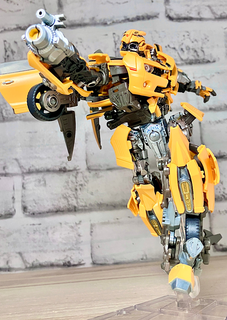 トランスフォーマー 40TH SELECTION バンブルビー レビュー | Aoi