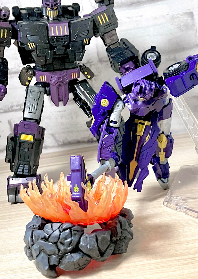 トランスフォーマーエイジ・オブ・ザ・プライム AOTP-06 メガトロナス