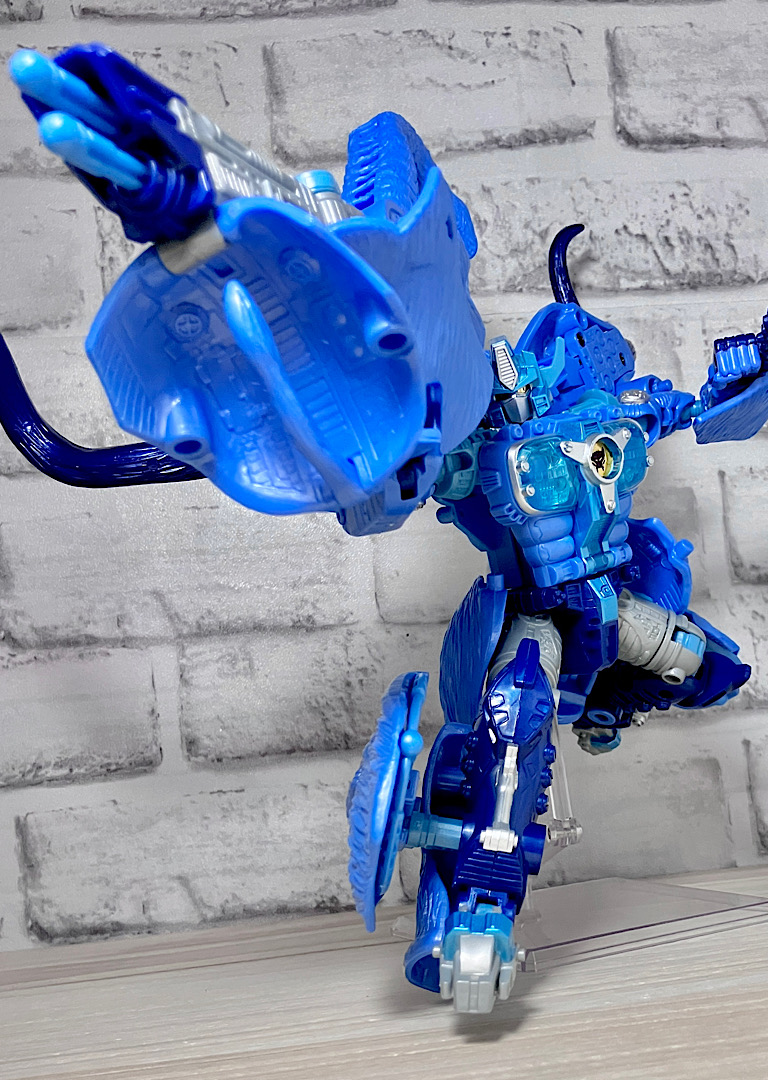 トランスフォーマーレジェンズ LG-EXブルービッグコンボイ レビュー