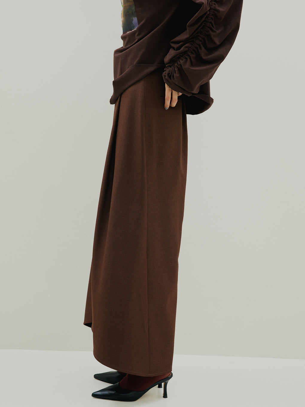 UND CENTER FLARE SKIRT